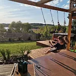 Idealny Dla Grup Jacuzzi, Panienskie, Kawalerskie Старе-Юхи