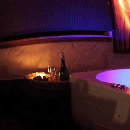 Idealny Dla Grup Jacuzzi, Panienskie, Kawalerskie Villa Stare Juchy