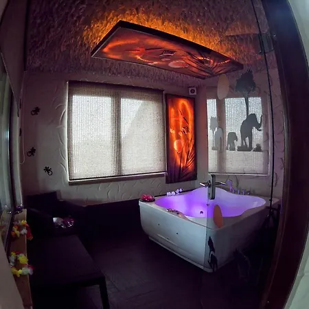 Domekspa, Profesjonalne Jacuzzi, Mazury, Liski, Elk