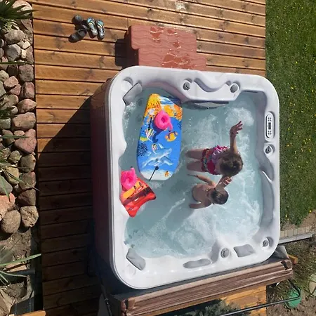 Idealny Dla Grup Jacuzzi, Panienskie, Kawalerskie