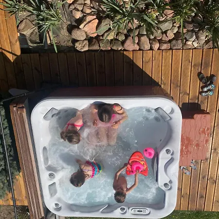 Domekspa, Profesjonalne Jacuzzi, Mazury, Liski, Elk Villa Stare Juchy