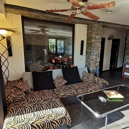 Idealny Dla Grup Jacuzzi, Panienskie, Kawalerskie Villa